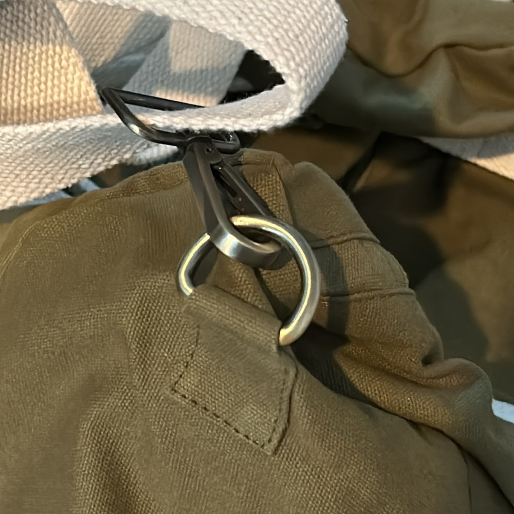 Known Supply fair trade green cotton canvas weekend duffle bag NWOT - Picture 9 of 11